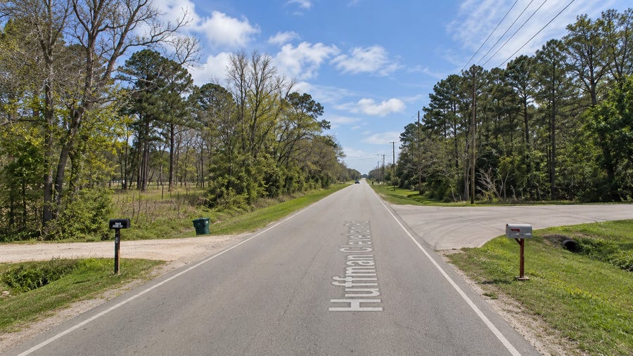 Property photo for 1301 Wolf Road, Huffman, TX