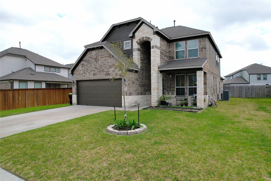 Property photo for 3231 Owl Hollow Drive, Rosenberg, TX