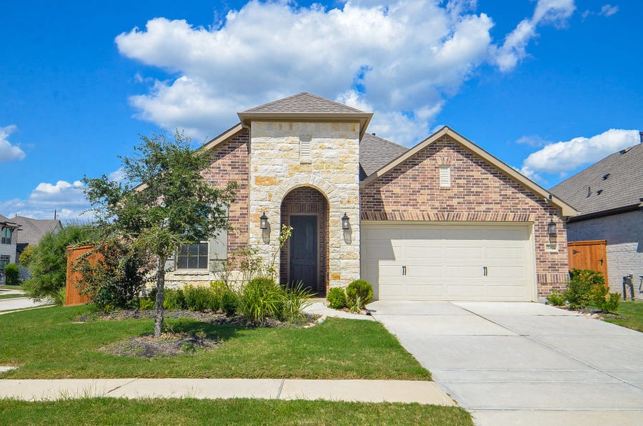 Property photo for 18426 Bluebird Branch Lane, Cypress, TX
