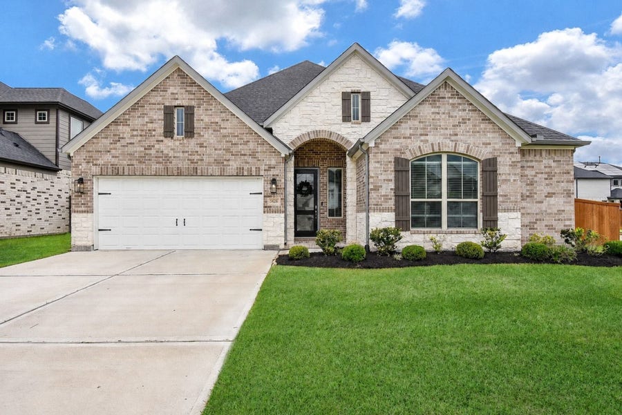 Property photo for 3426 Majestic Pine Lane, Rosenberg, TX