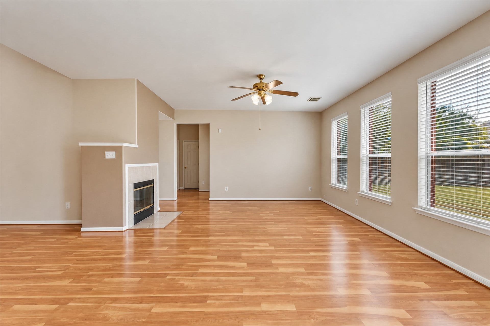 5406 Linden Grove Court, Sugar Land, TX 77479 5406 Linden Grove Court, Sugar Land, TX 77479