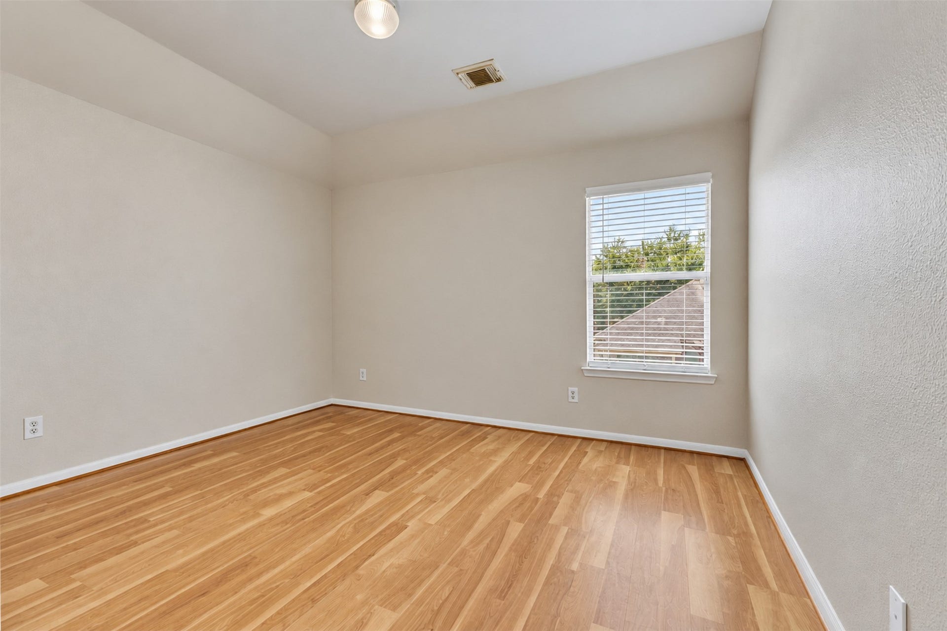 5406 Linden Grove Court, Sugar Land, TX 77479 5406 Linden Grove Court, Sugar Land, TX 77479