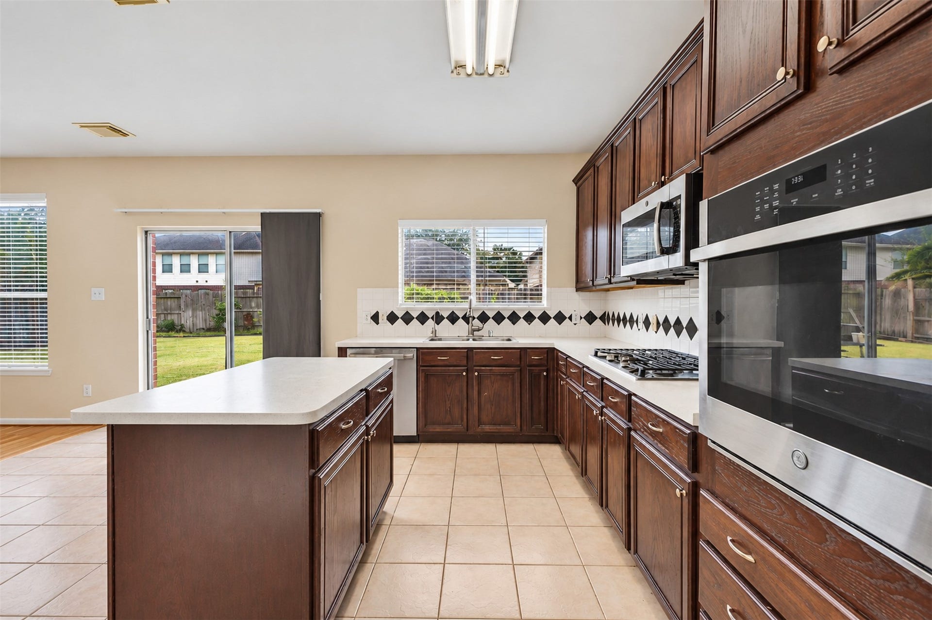 5406 Linden Grove Court, Sugar Land, TX 77479 5406 Linden Grove Court, Sugar Land, TX 77479