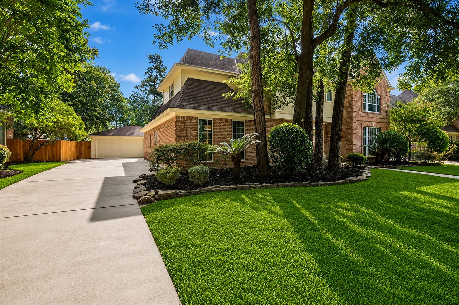 14014 Court Of Regents, Houston, TX 77069 14014 Court Of Regents, Houston, TX 77069