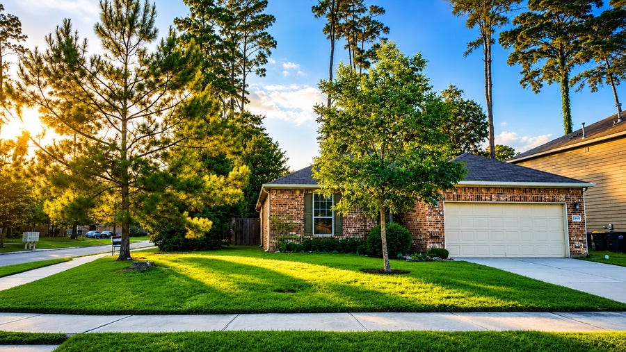 Property photo for 2114 Lost Timbers Drive, Conroe, TX