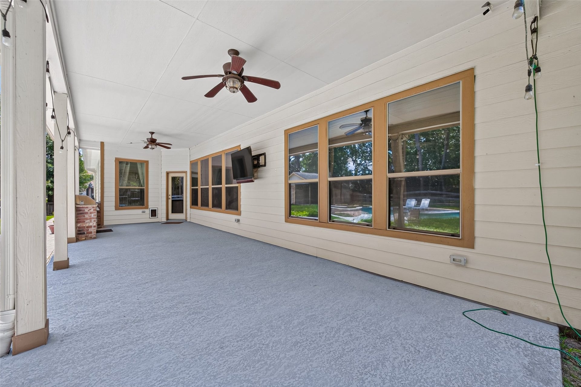 28510 Redwood Cliff Lane, Huffman, TX 77336 28510 Redwood Cliff Lane, Huffman, TX 77336