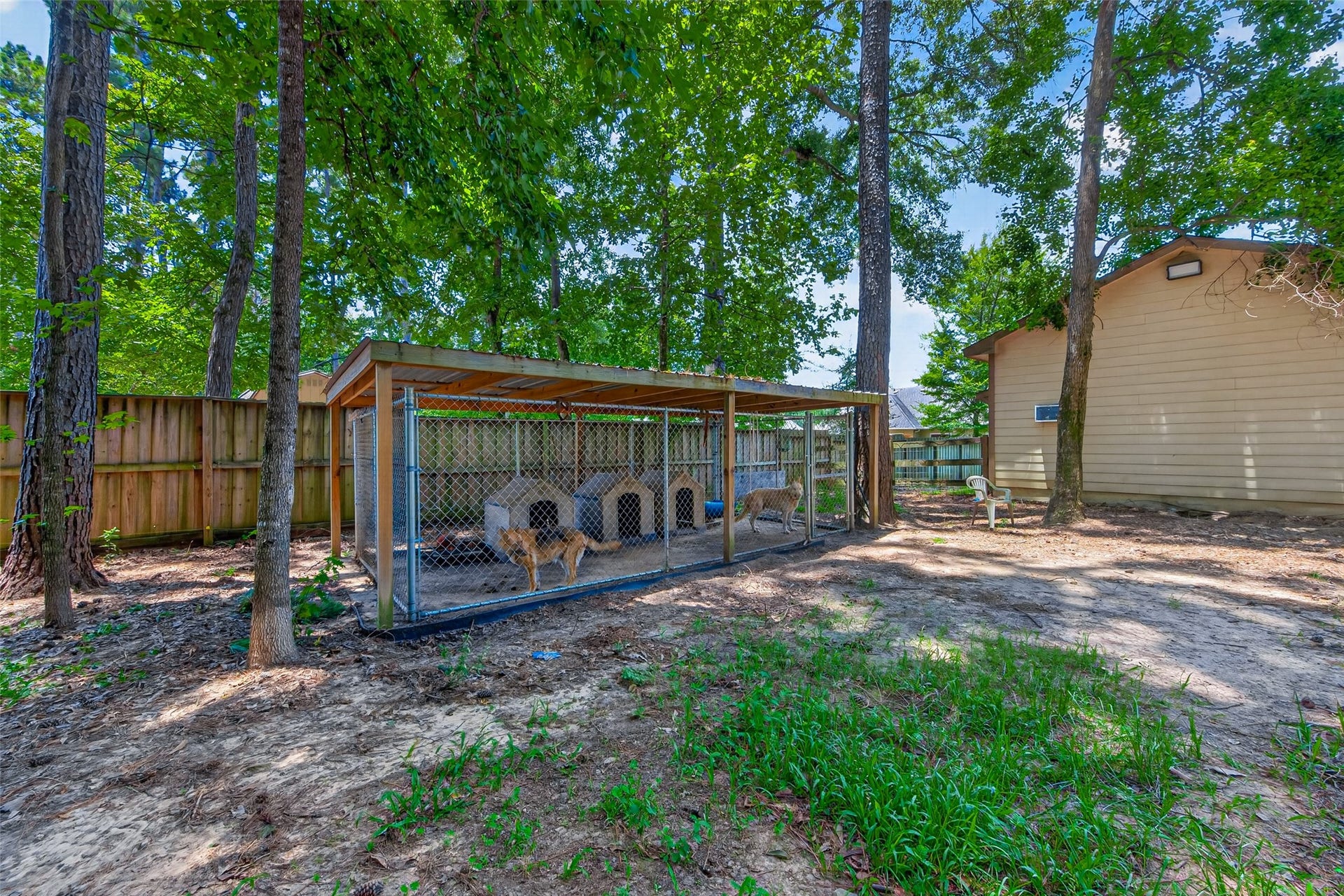 28510 Redwood Cliff Lane, Huffman, TX 77336 28510 Redwood Cliff Lane, Huffman, TX 77336