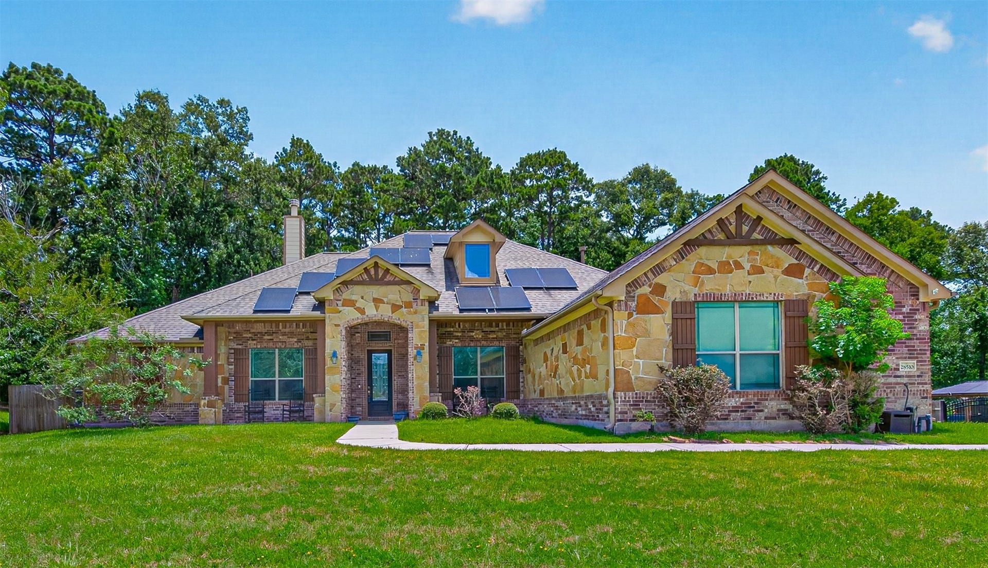 28510 Redwood Cliff Lane, Huffman, TX 77336 28510 Redwood Cliff Lane, Huffman, TX 77336