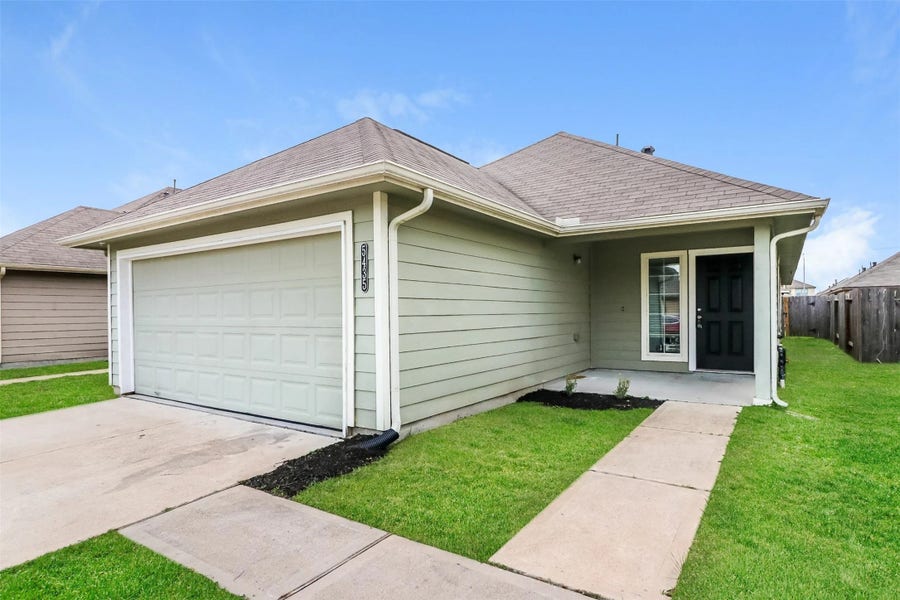 Property photo for 5435 Latta Plantation Lane, Katy, TX