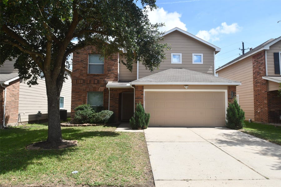 Property photo for 24406 Lakecrest Village Drive, Katy, TX