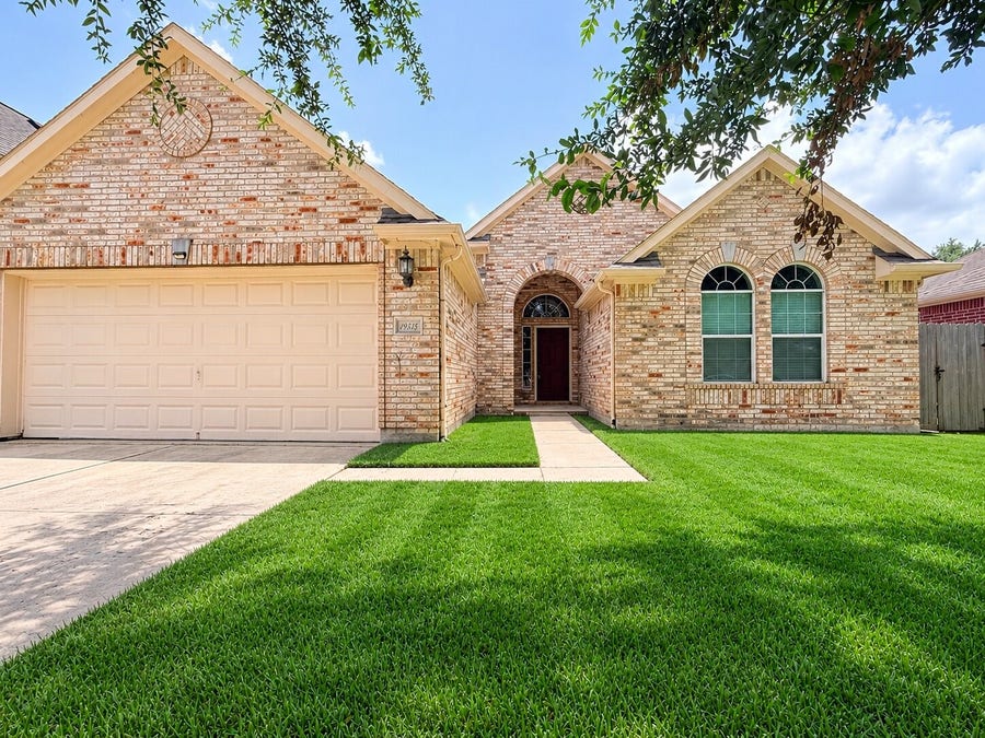 Property photo for 19535 Tuscola Lane, Katy, TX