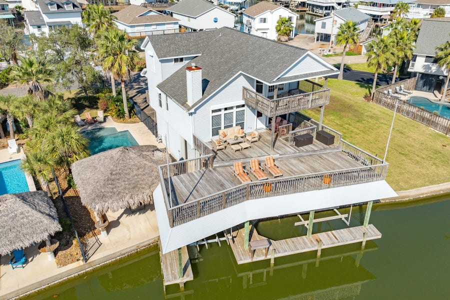 Property photo for 1319 Coral Way, Tiki Island, TX