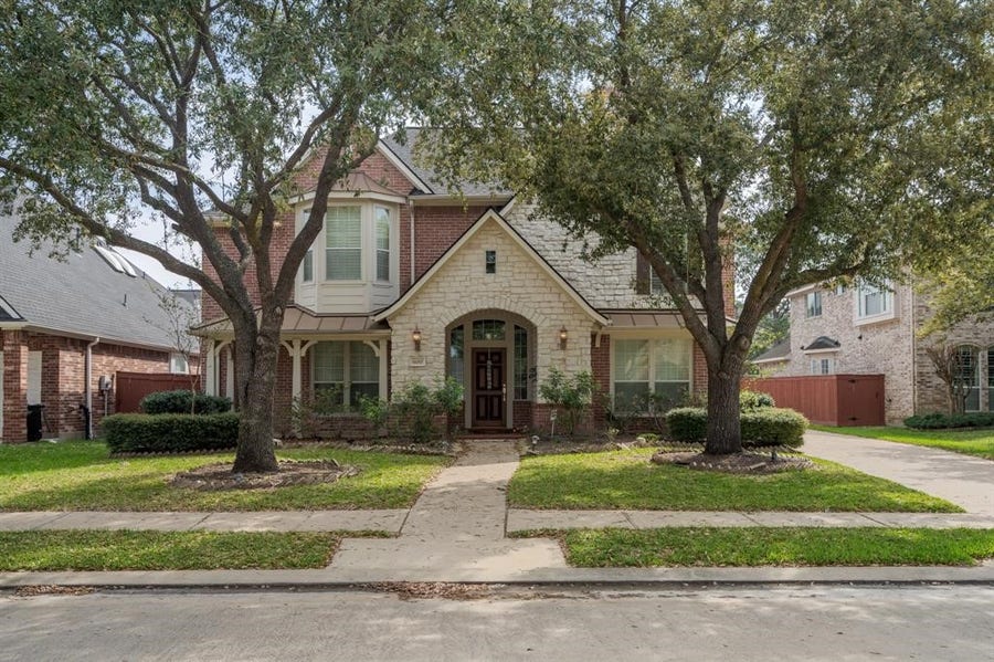 Property photo for 6010 Serrano Terrace Lane, Houston, TX
