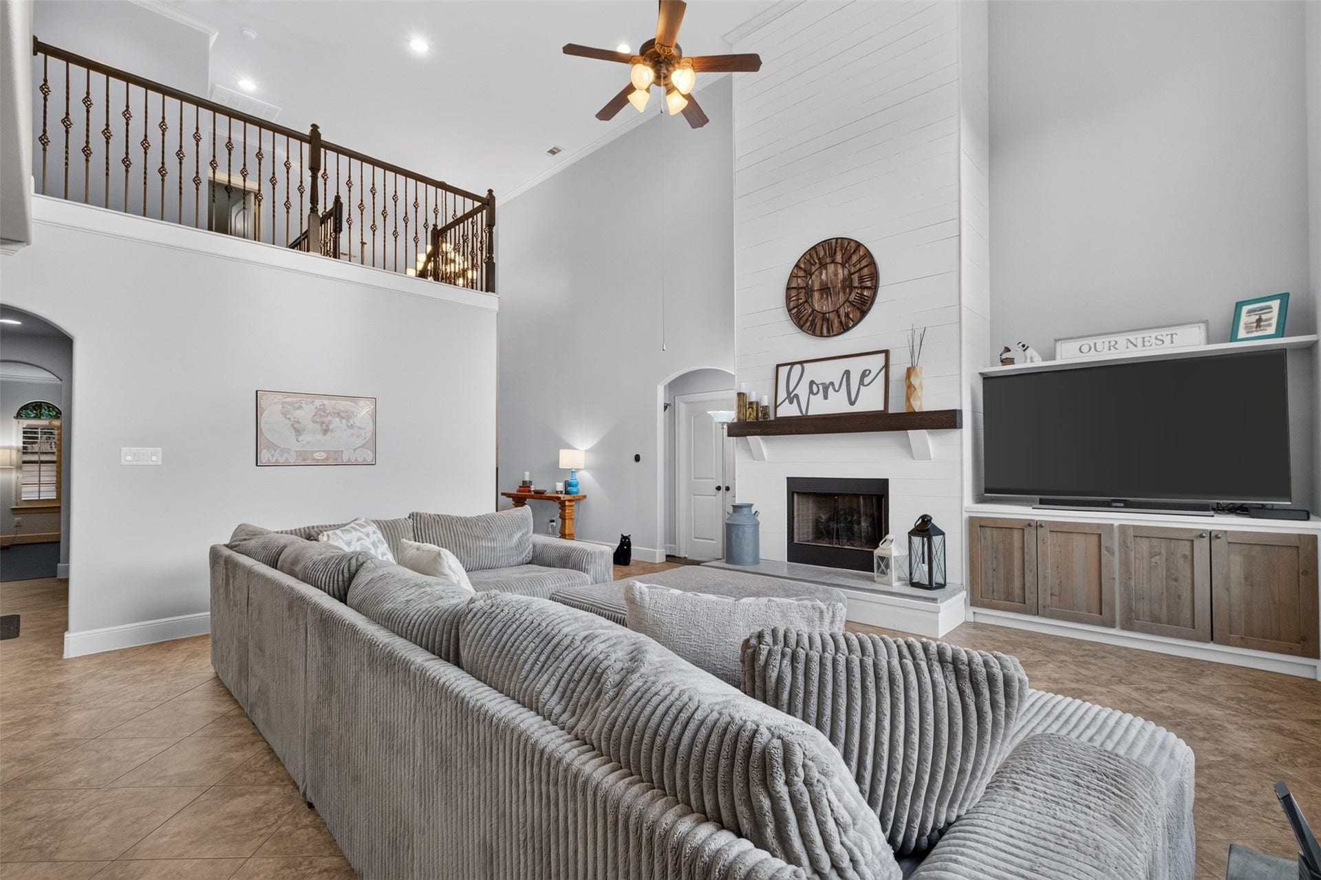 2806 Texas Laurel Drive, Katy, TX 77494 Fabulous built-in cabinetry and views from the upstairs balcony