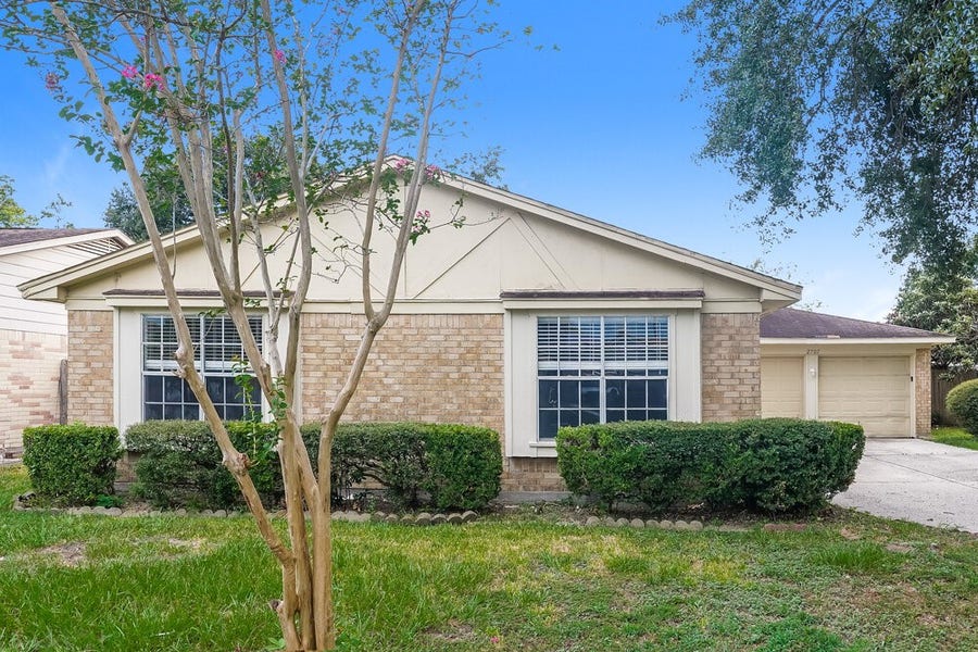 Property photo for 2707 Skelton Drive, Houston, TX