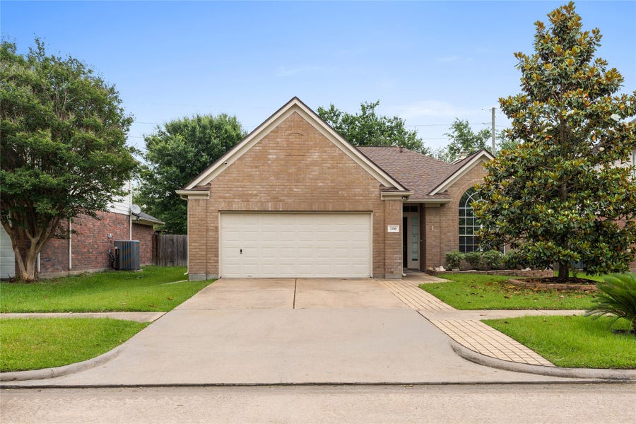 Property photo for 3106 Birchleaf Drive, Katy, TX