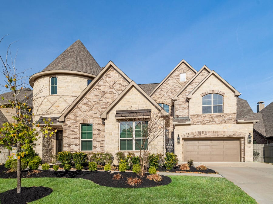 Property photo for 17429 Orchid Falls Lane, Conroe, TX