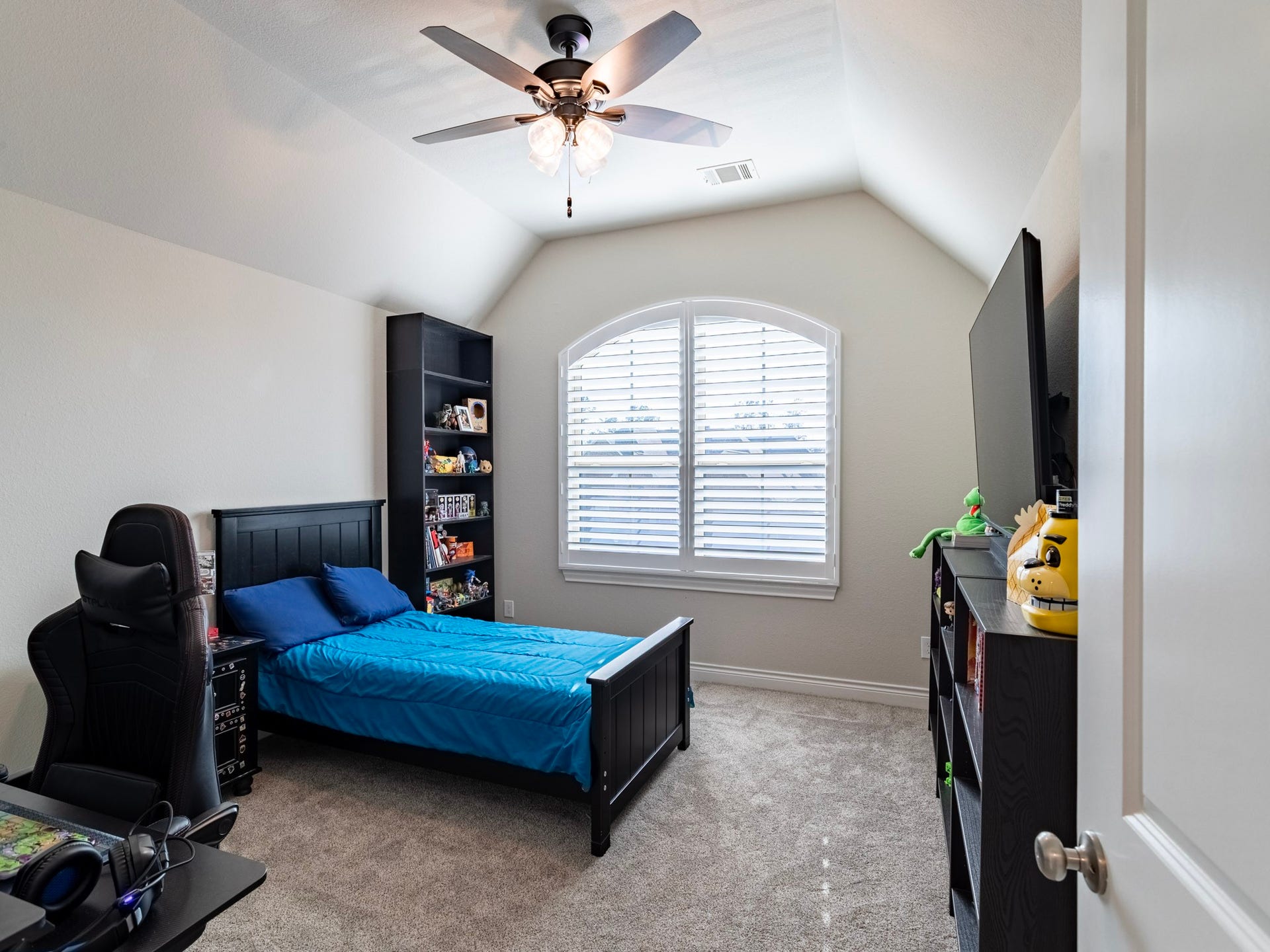 17429 Orchid Falls Lane, Conroe, TX 77302 Bedroom 5