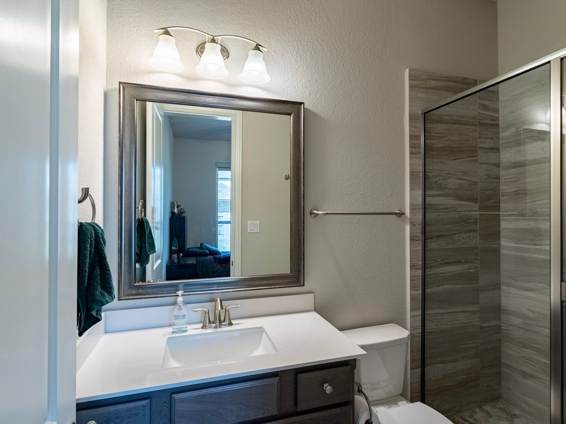 17429 Orchid Falls Lane, Conroe, TX 77302 Standing Shower
