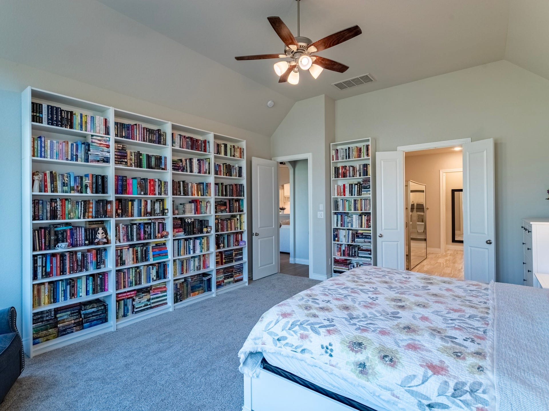 17429 Orchid Falls Lane, Conroe, TX 77302 So spacious!
