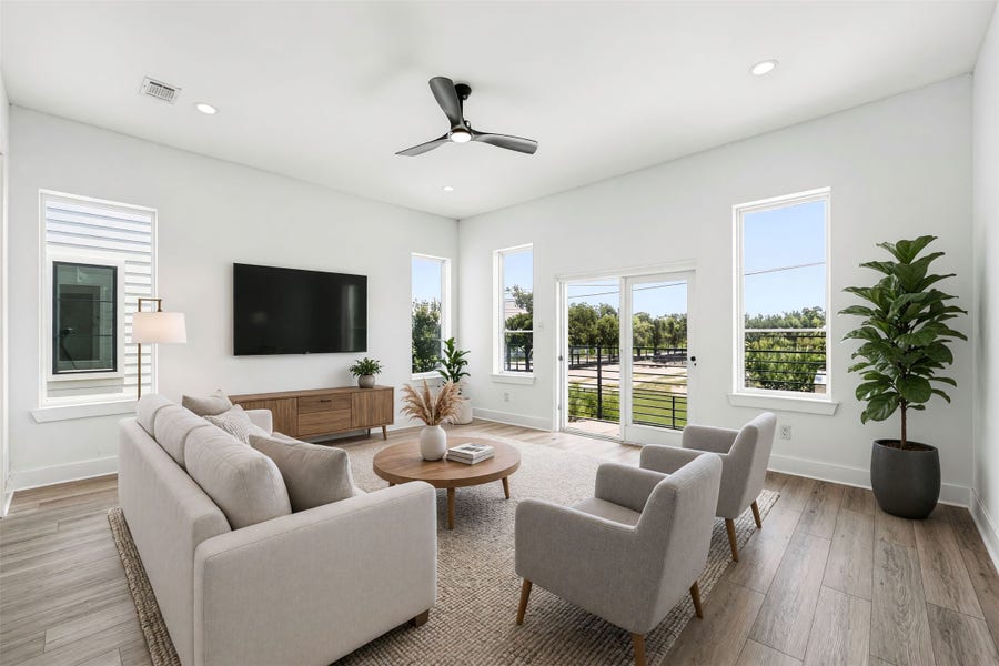 Property photo for 944 Homer Street, Houston, TX