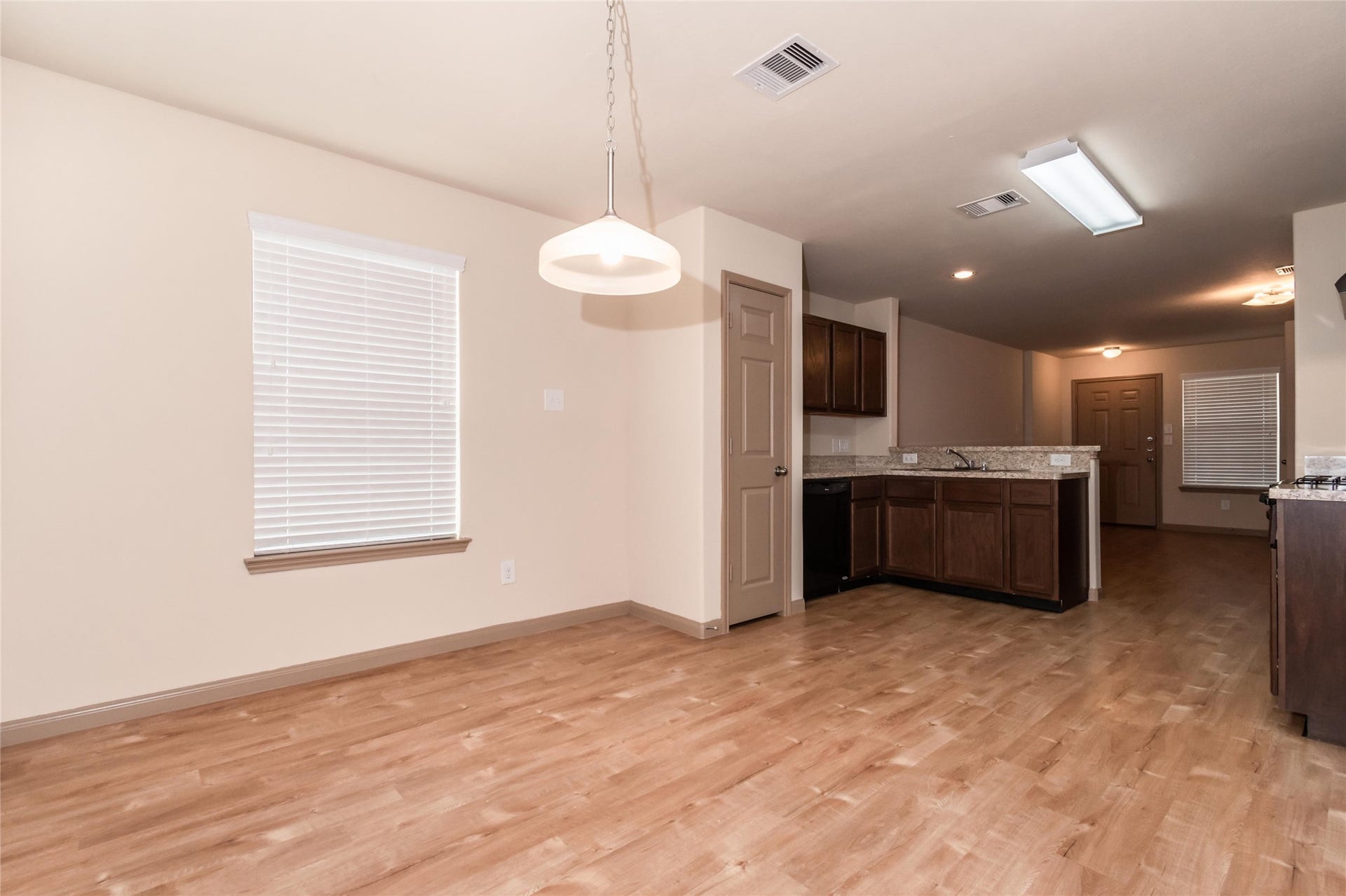 5711 Kyle Cove Drive, Katy, TX 77449 Photos may be representative of the floor plan and not the exact home. Finishes, layout, and features of the actual property for lease may vary.