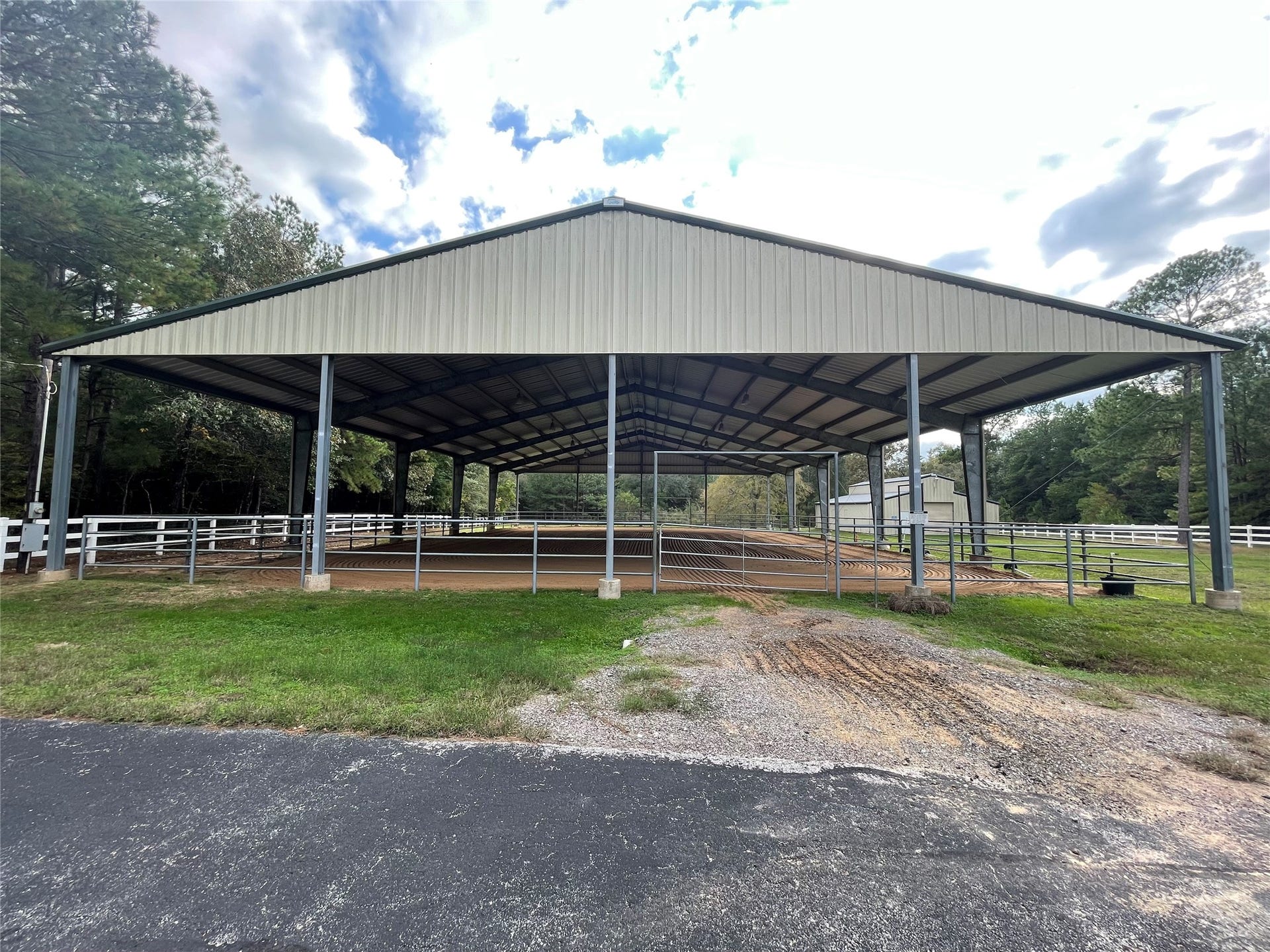 28921 Mustang Drive, Waller, TX 77484 28921 Mustang Drive, Waller, TX 77484