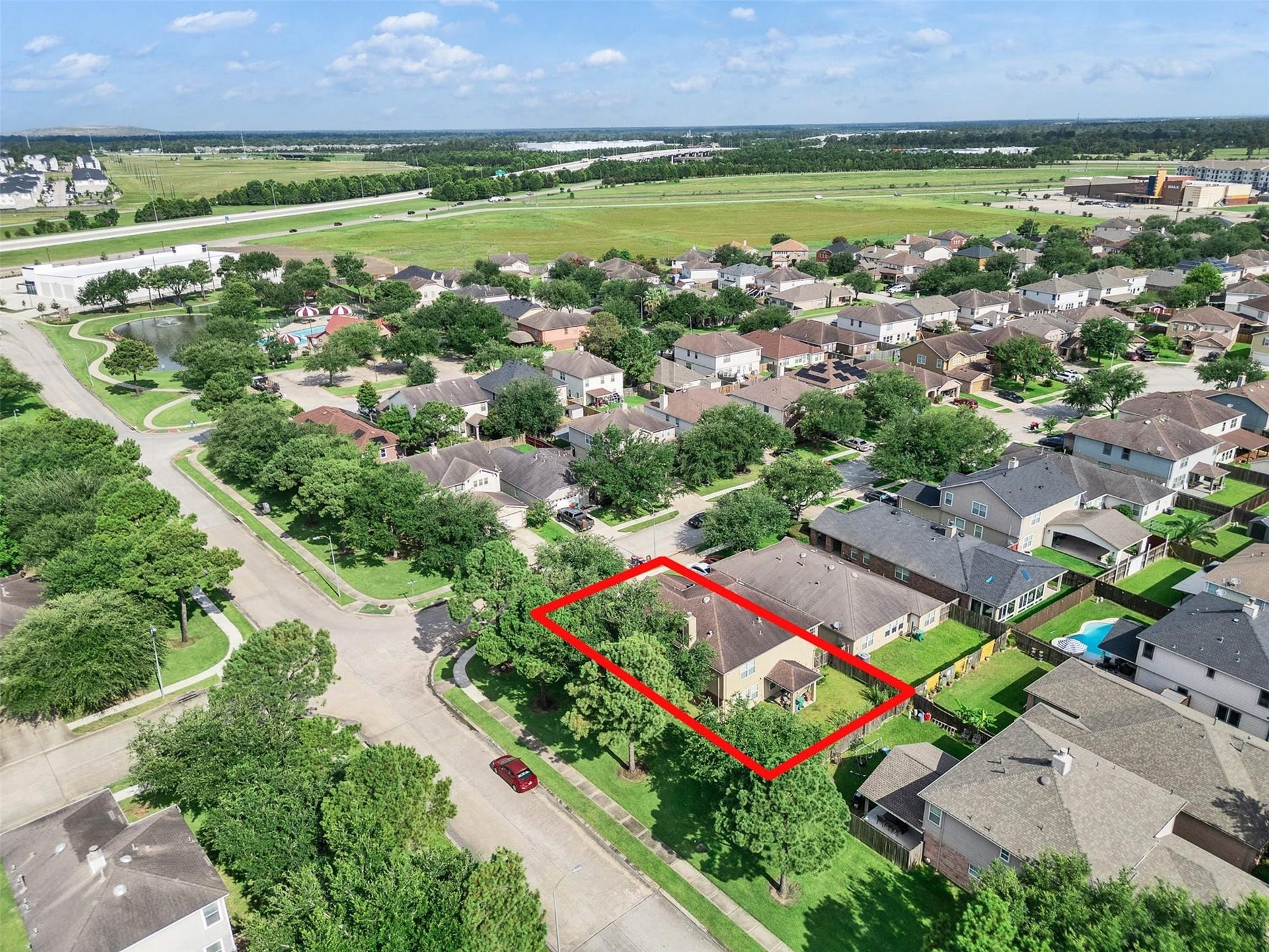 6902 Oleander Grove Way, Houston, TX 77049 6902 Oleander Grove Way, Houston, TX 77049