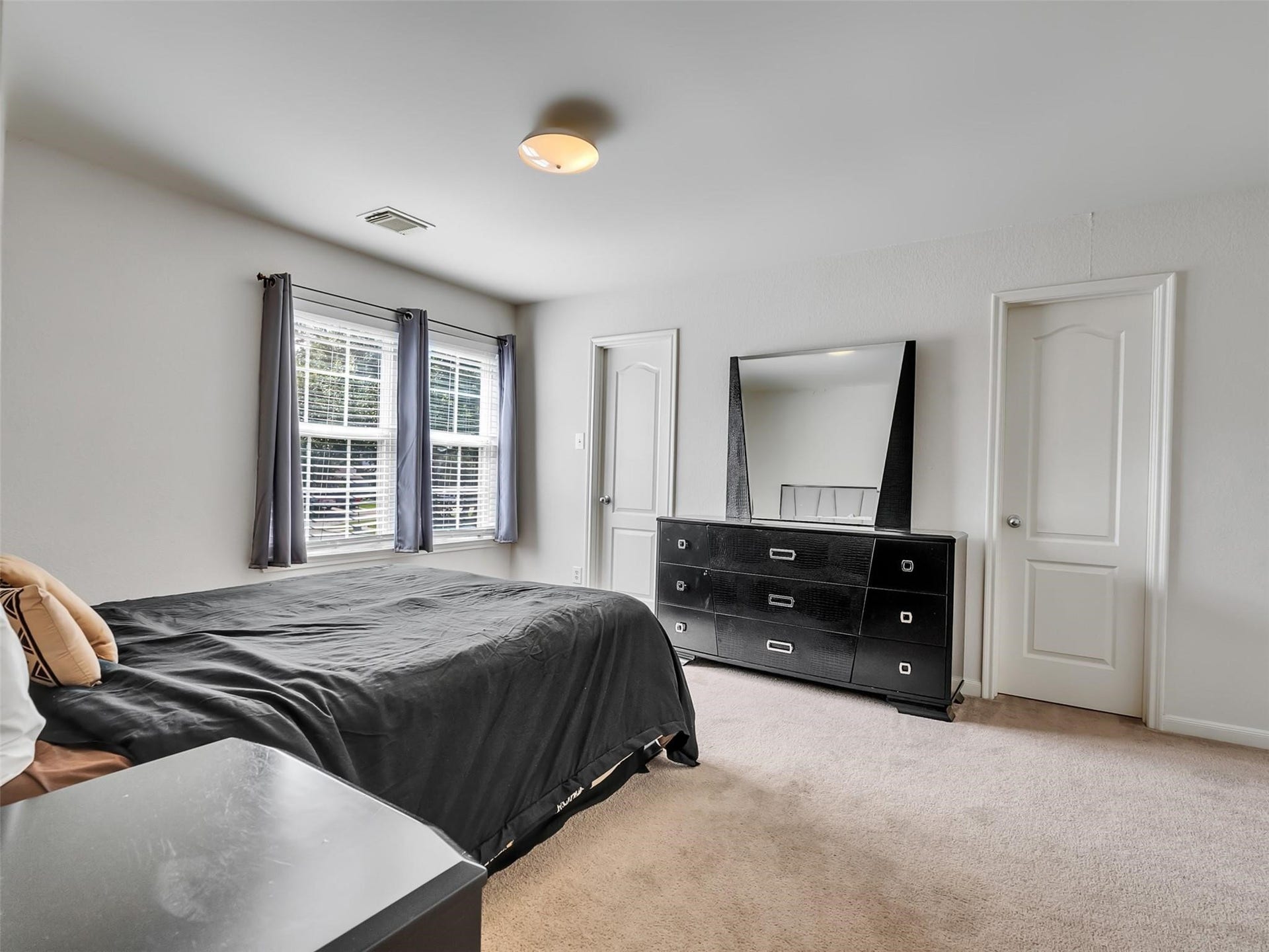 6902 Oleander Grove Way, Houston, TX 77049 2nd FLOOR PRIMARY ROOM