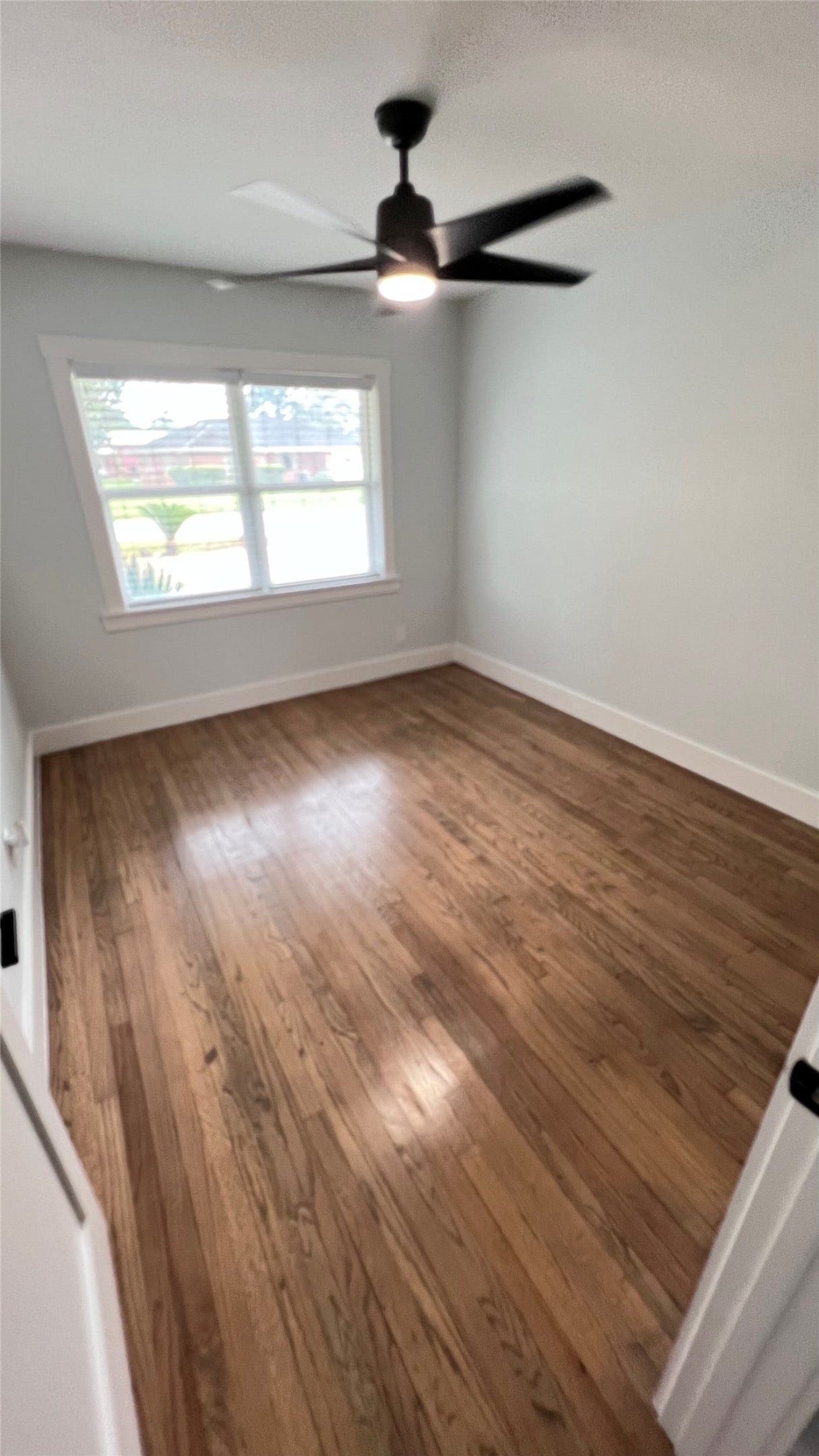 105 E Rocky Creek Road, Houston, TX 77076 105 E Rocky Creek Road, Houston, TX 77076