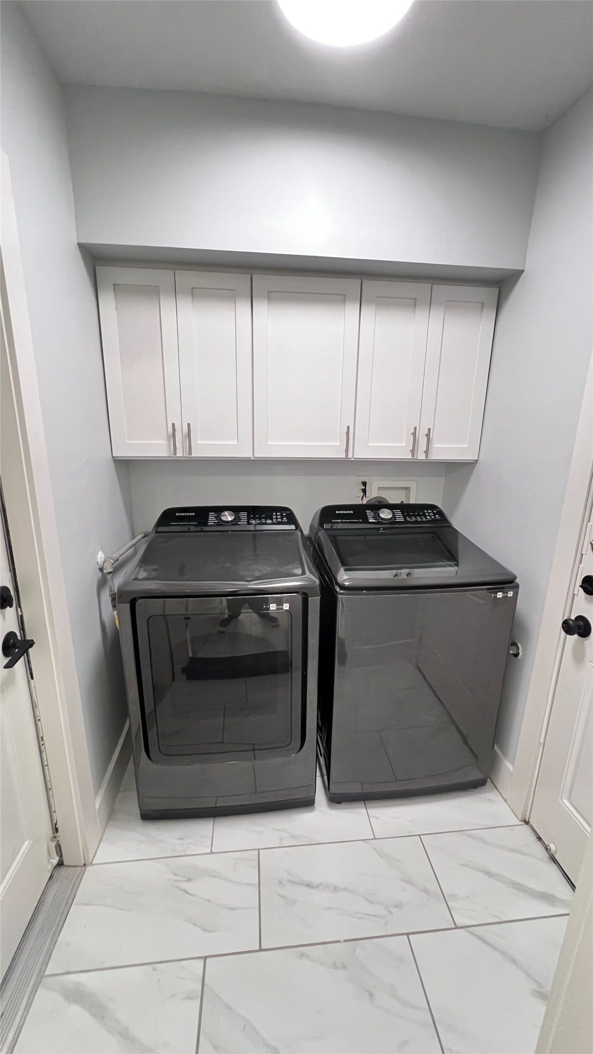105 E Rocky Creek Road, Houston, TX 77076 105 E Rocky Creek Road, Houston, TX 77076