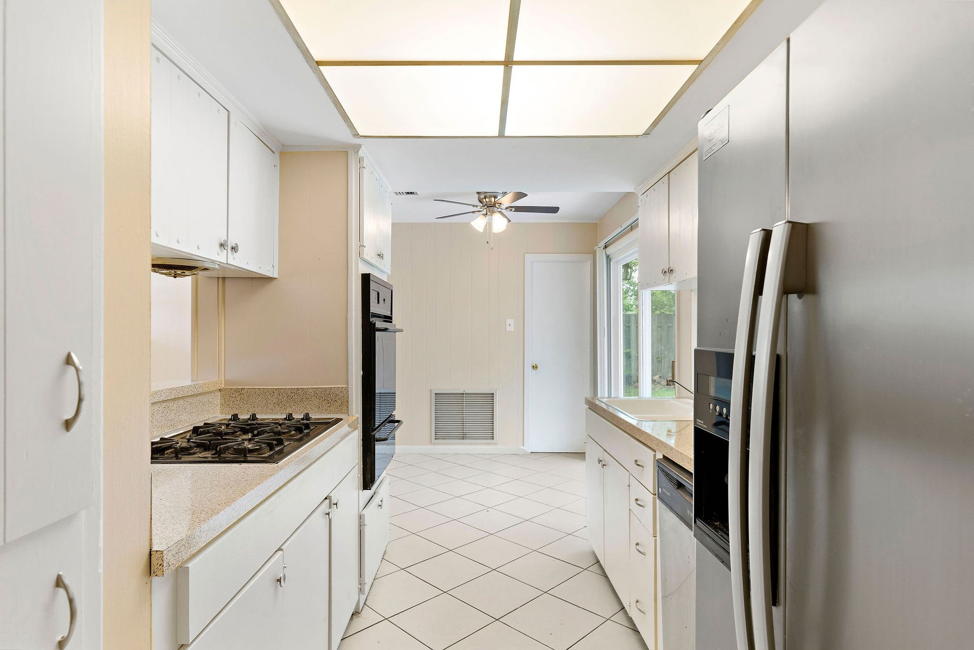 5811 White Hart Run, Houston, TX 77084 5811 White Hart Run, Houston, TX 77084