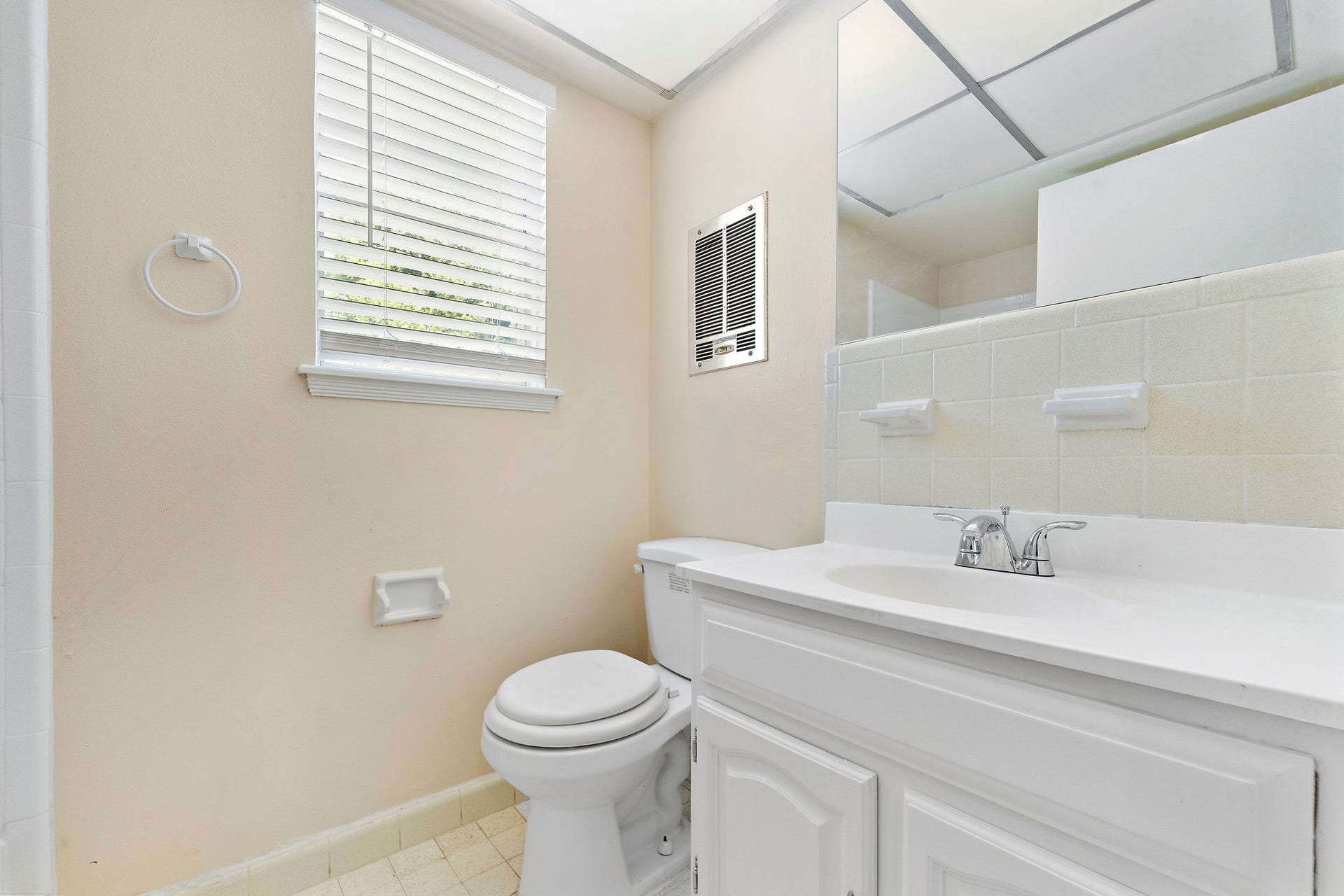 5811 White Hart Run, Houston, TX 77084 5811 White Hart Run, Houston, TX 77084
