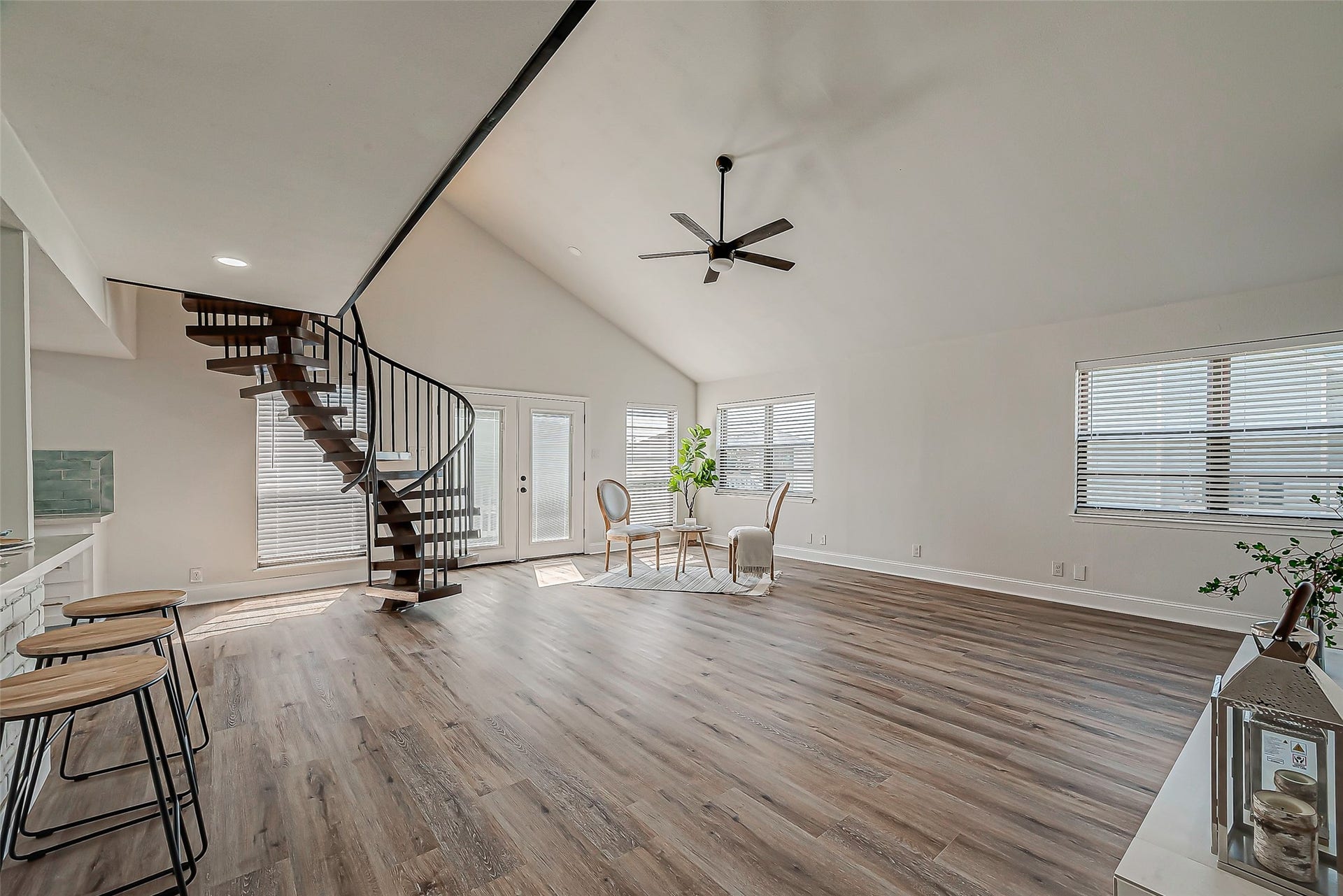 976 Bonita Street, Bayou Vista, TX 77563 976 Bonita Street, Bayou Vista, TX 77563
