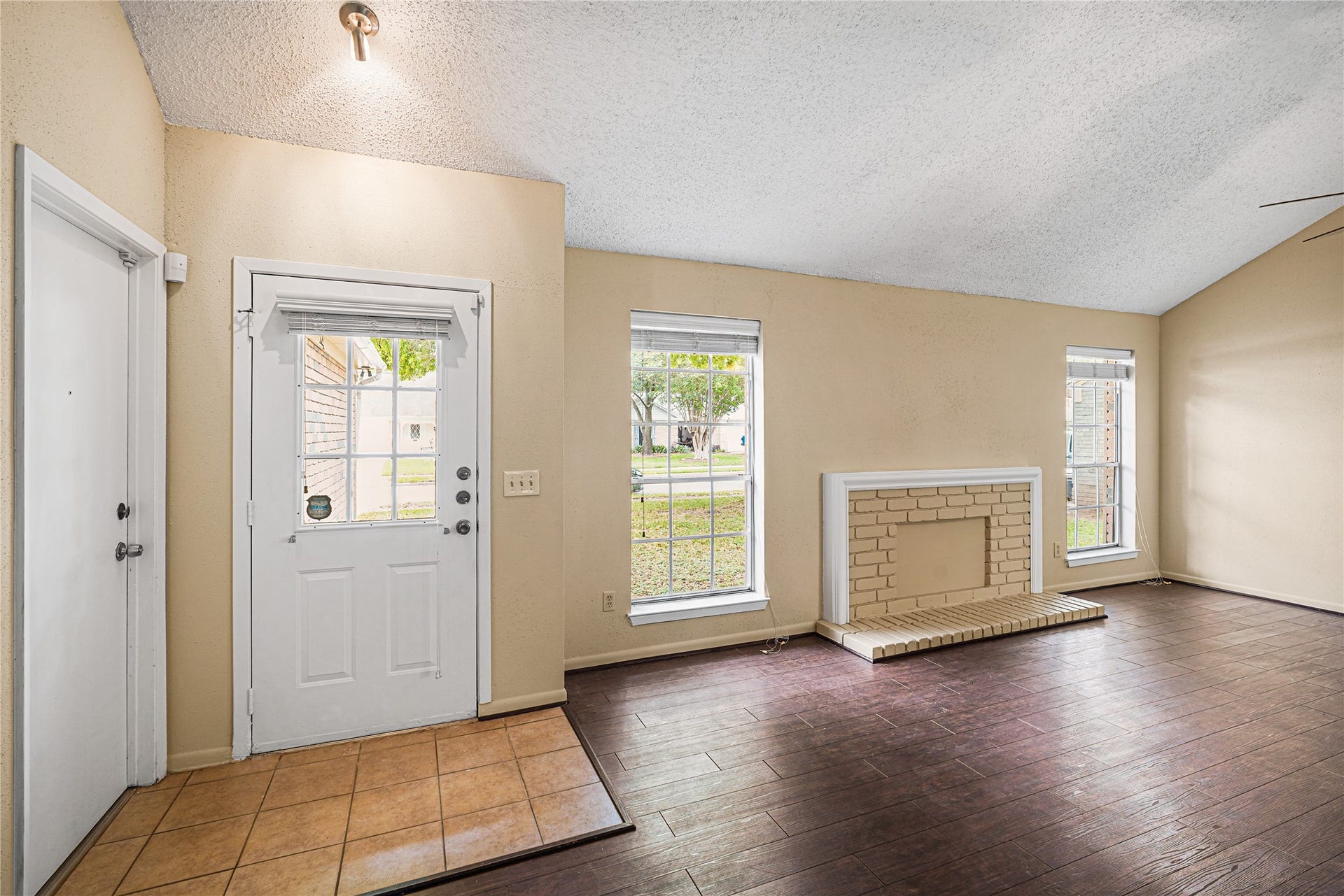 12007 Yearling Drive, Houston, TX 77065
