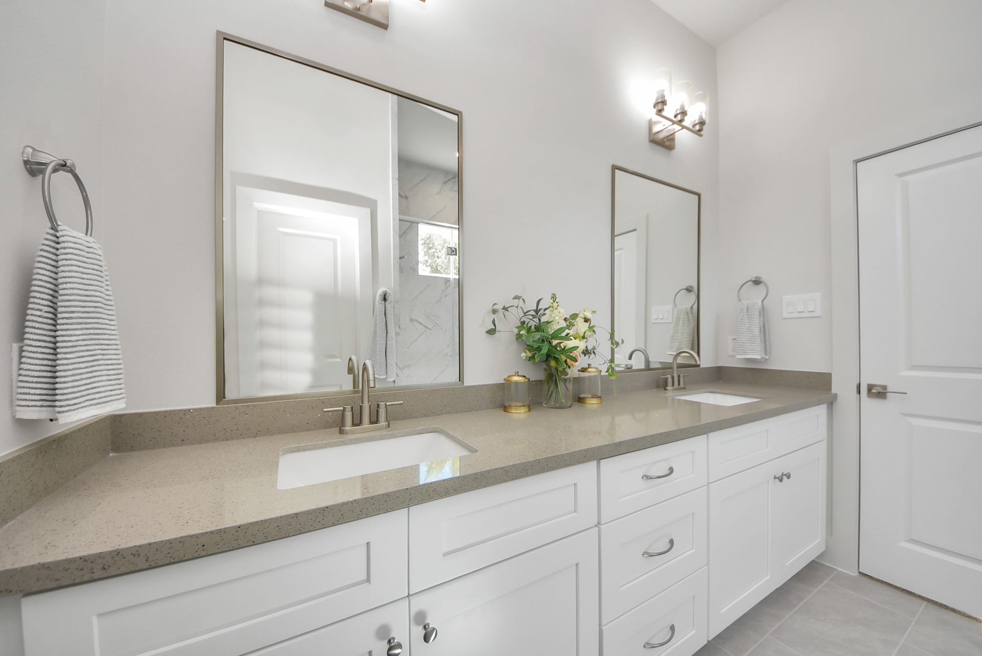 5250 Texas Street, Houston, TX 77011