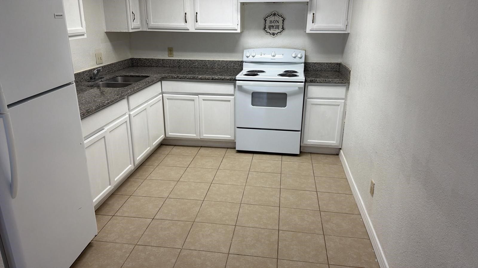 14407 Pine Street, Santa Fe, TX 77517 14407 Pine Street, Santa Fe, TX 77517