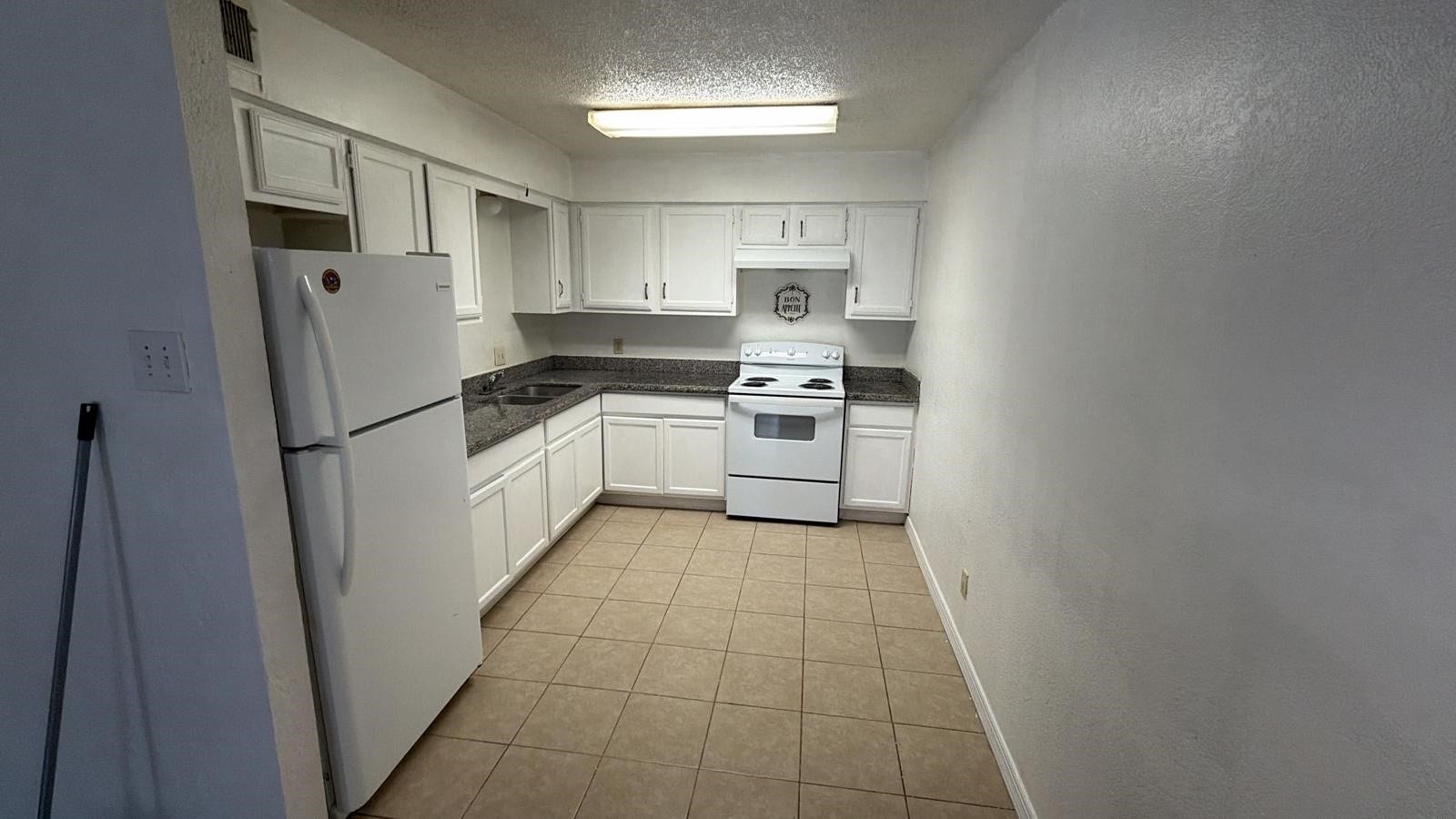 14407 Pine Street, Santa Fe, TX 77517 14407 Pine Street, Santa Fe, TX 77517