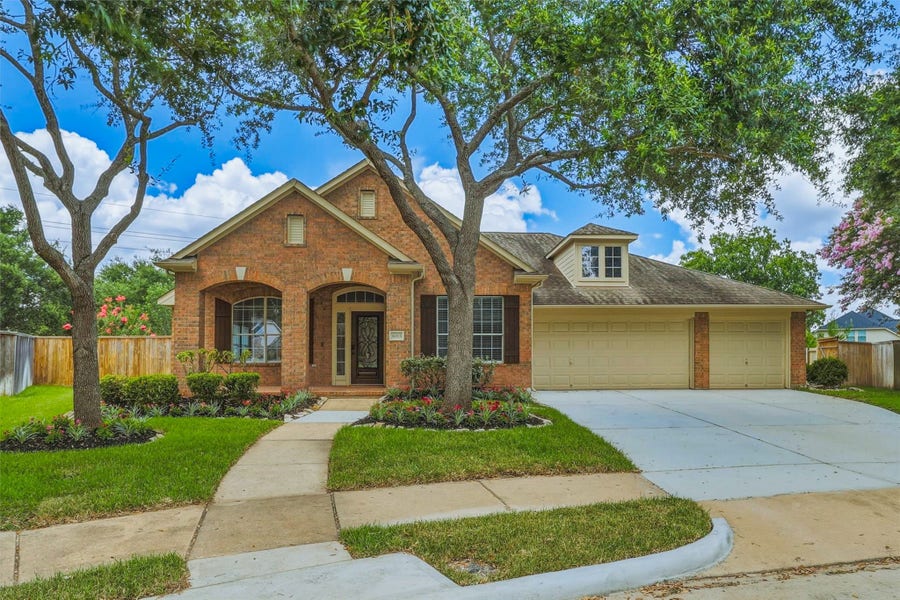 Property photo for 8015 Ravens Point Drive, Richmond, TX