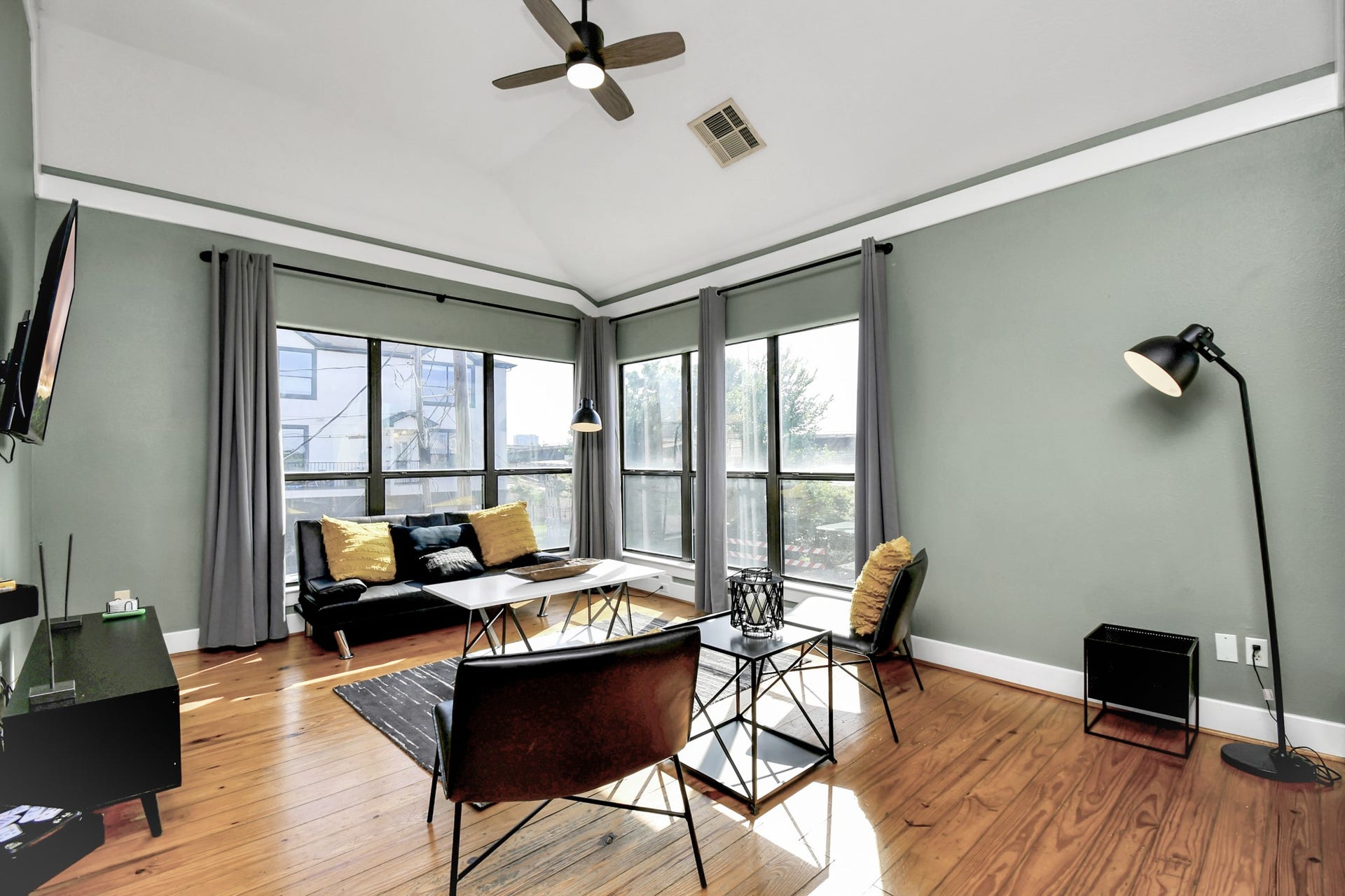 3416 St Emanuel Street, Houston, TX 77004