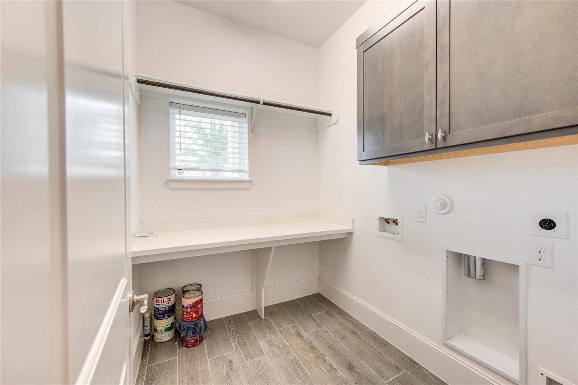 5126 Allen Cay Drive, Texas City, TX 77590 5126 Allen Cay Drive, Texas City, TX 77590
