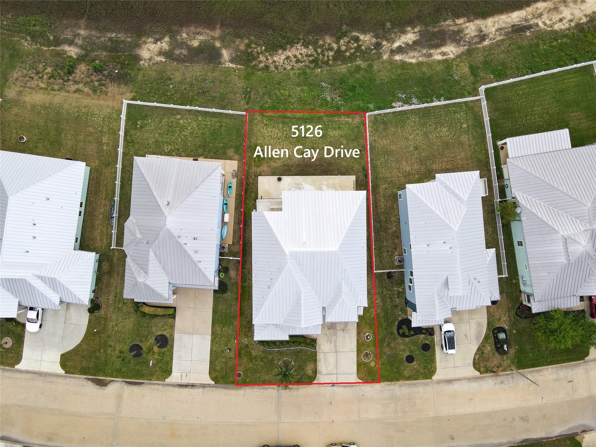 5126 Allen Cay Drive, Texas City, TX 77590 Approximate lot lines