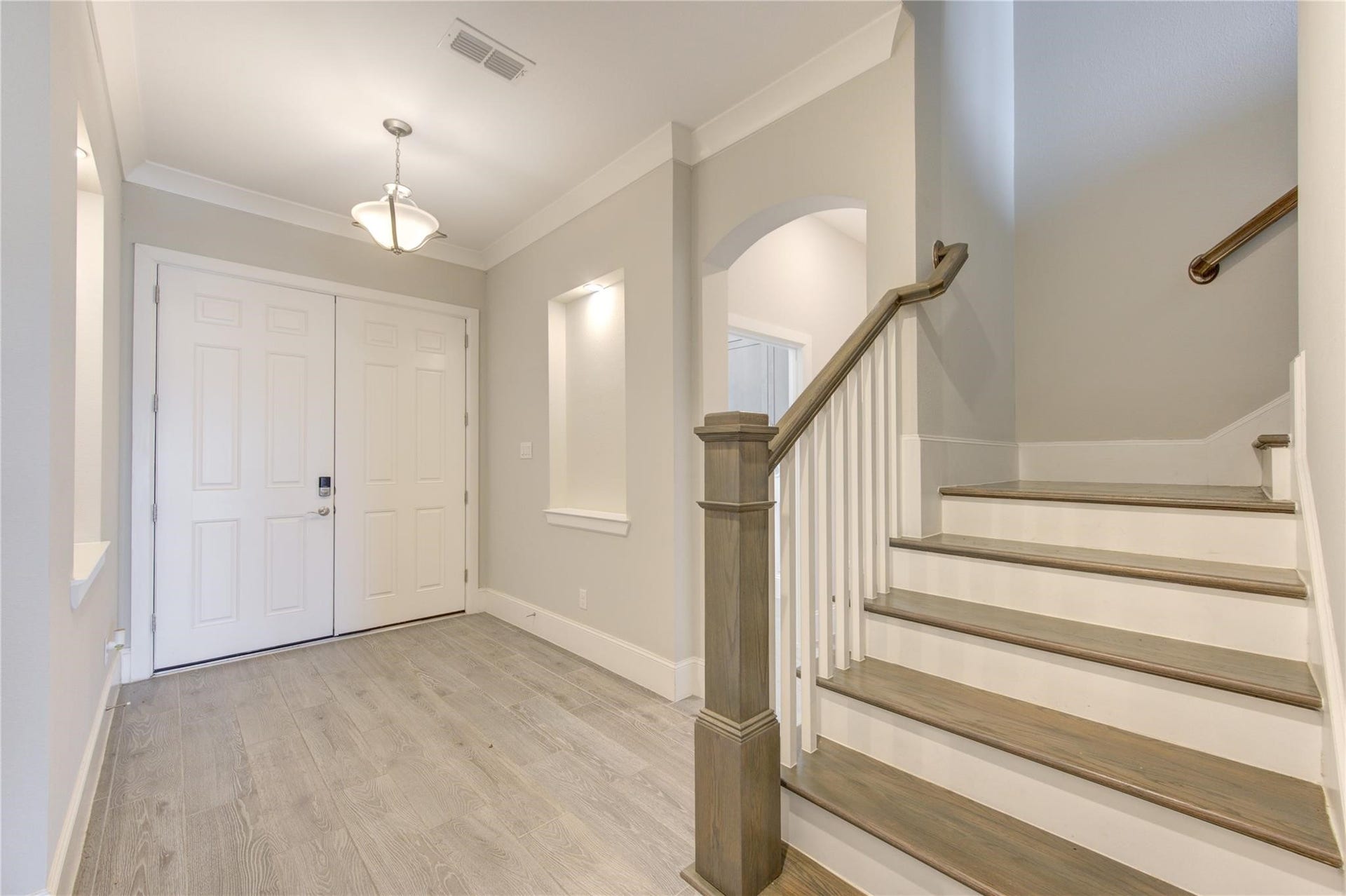 5126 Allen Cay Drive, Texas City, TX 77590 5126 Allen Cay Drive, Texas City, TX 77590