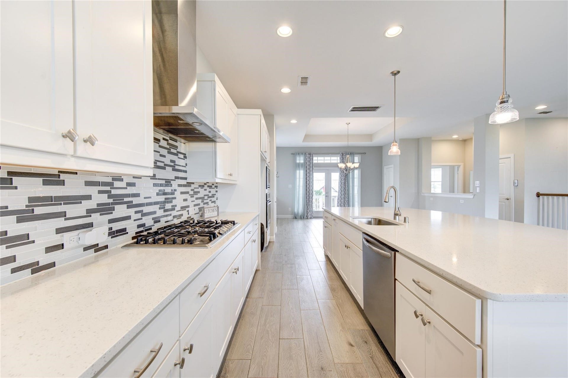 5126 Allen Cay Drive, Texas City, TX 77590 5126 Allen Cay Drive, Texas City, TX 77590
