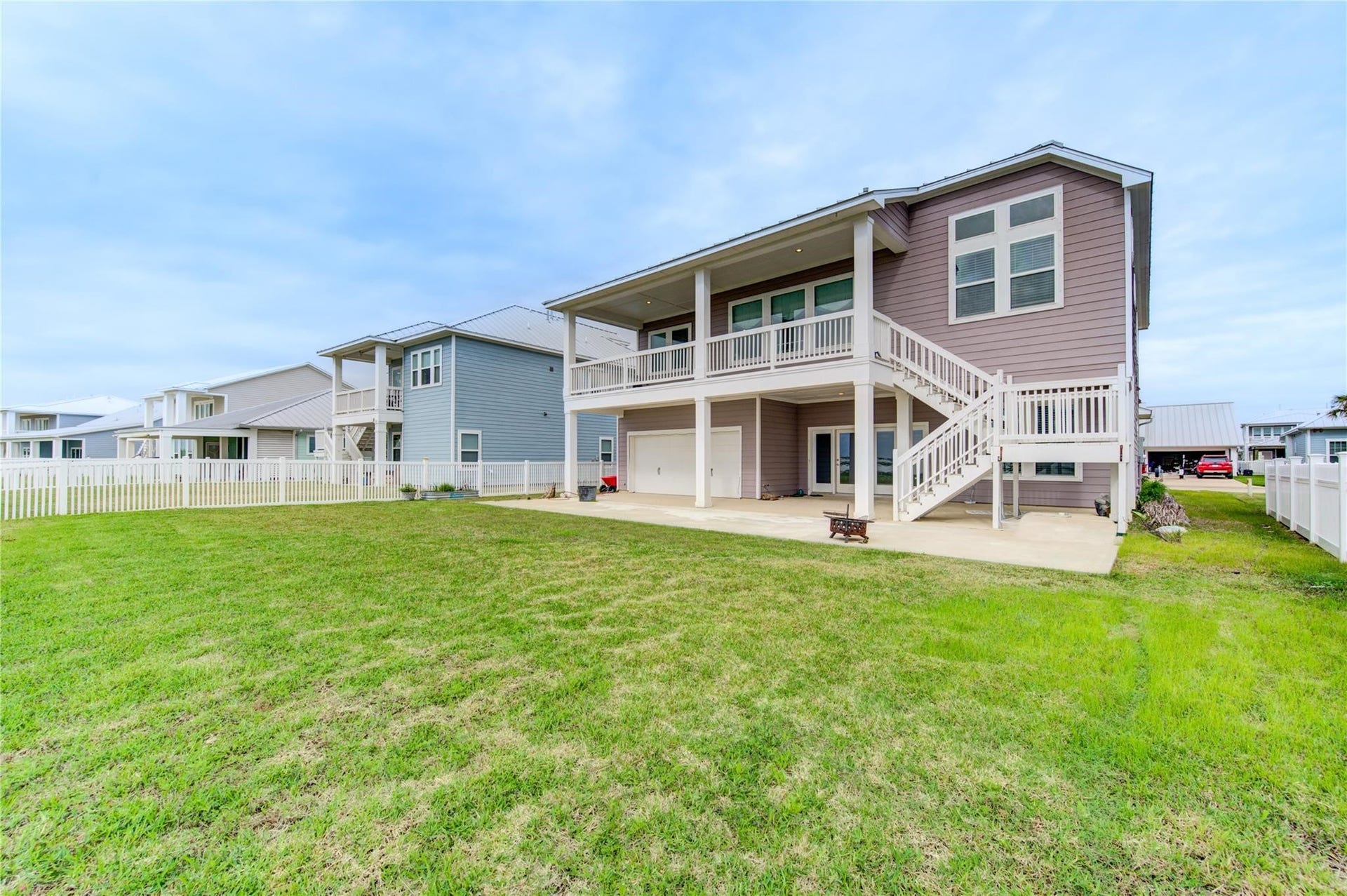5126 Allen Cay Drive, Texas City, TX 77590 5126 Allen Cay Drive, Texas City, TX 77590