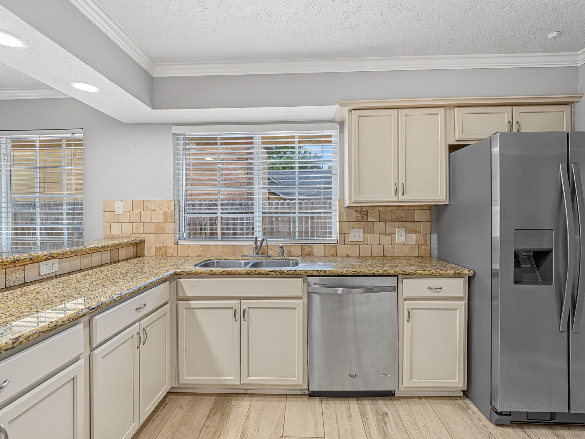 2519 Williams Grant Street, Sugar Land, TX 77479 2519 Williams Grant Street, Sugar Land, TX 77479