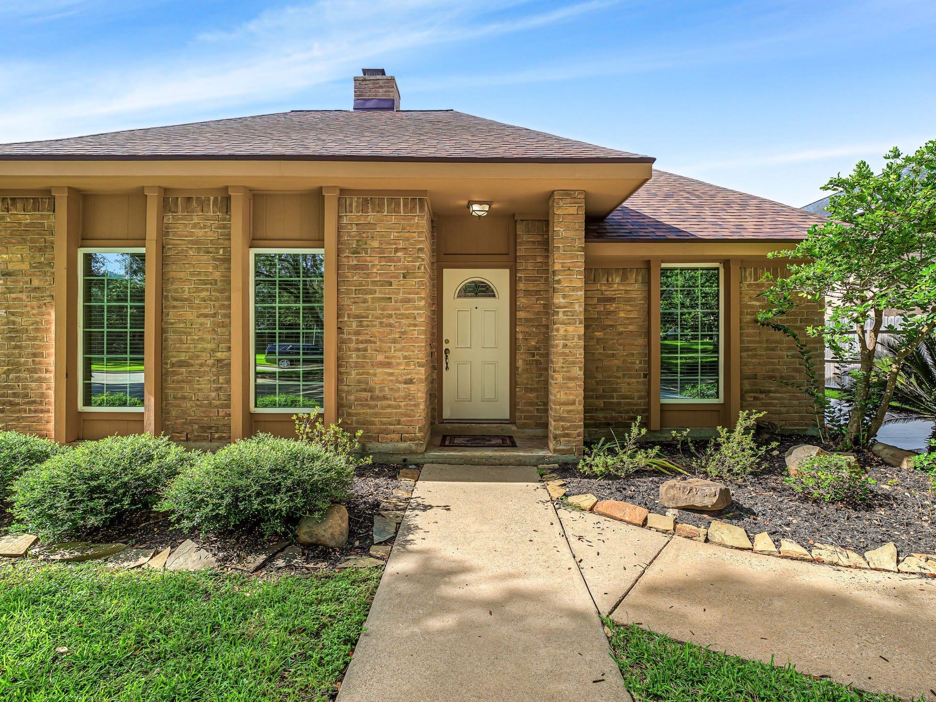2519 Williams Grant Street, Sugar Land, TX 77479 2519 Williams Grant Street, Sugar Land, TX 77479