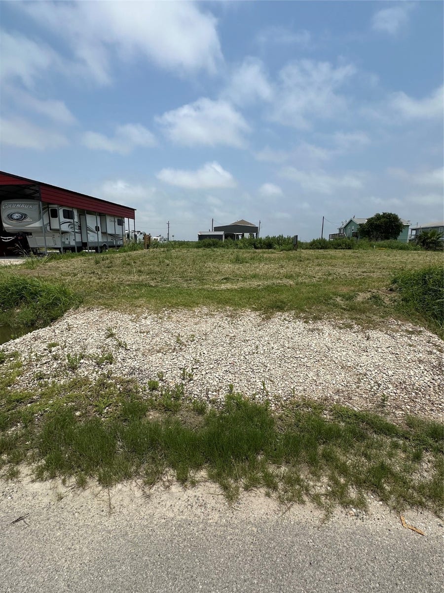 Property photo for 1218 W Canal, Crystal Beach, TX