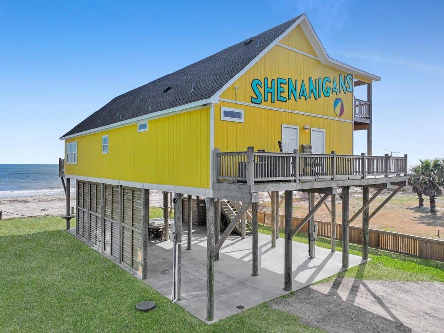 Property photo for 1120 Alex Drive, Gilchrist, TX