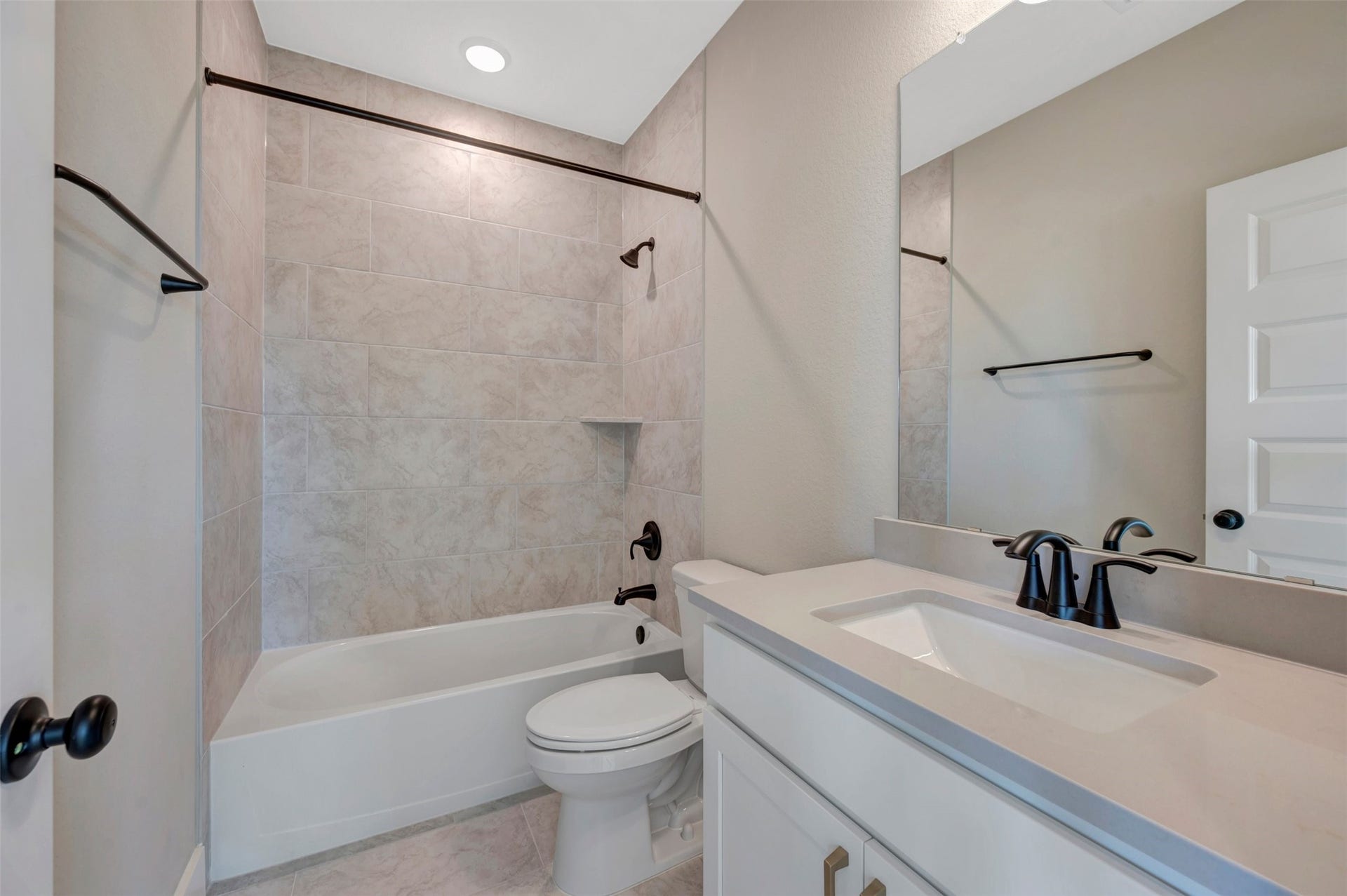 16702 Vibrant Avenue, Hockley, TX 77447